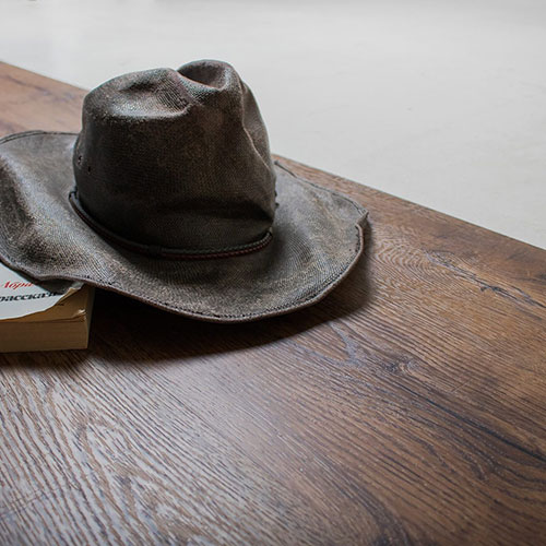 Каменно-полимер. плитка SPC RESPECT 43кл/4V 4209 Дуб Амбарный 1220х184х5мм (2,2448 м2) с подложкой