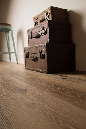 Каменно-полимер. плитка SPC RESPECT 43кл/4V 4216 Дуб Дачный 1220х184х5мм (2,2448 м2) с подложкой