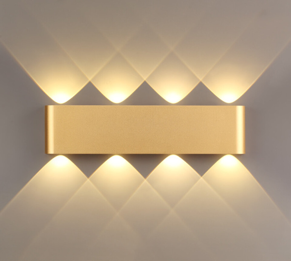 Светильник  20333 HIGHTECH 8W 3000K  220V MAGNUM  3893/8WL